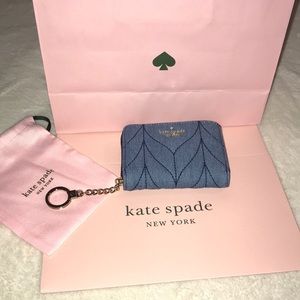 🚨🔥New Kate Spade Jean Wristlet♠️🔥🚨